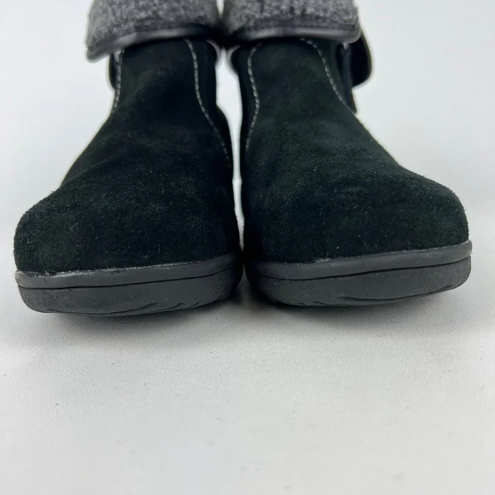 Khombu Womens Black Waterproof Shearling Lined Zip Winter Ankle Boots size 8